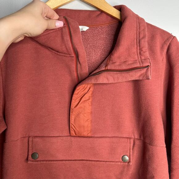 L.L Bean Signature Women's Pink 1/4 Zip Pullover Pouch Pocket detail Size M - Picture 3 of 8